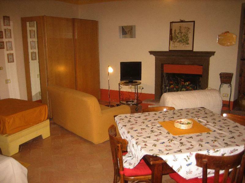 Bed and Breakfast Bed & Breakfast del Teatro Cagli Exterior foto